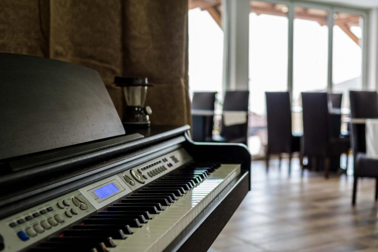 VILA MOZART - Apartments&Studios Kopaonik Exterior foto